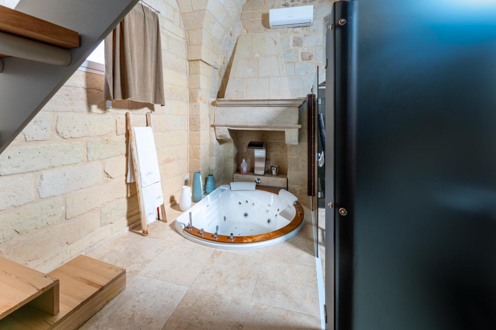 Suite Athena San Cesario di Lecce Εξωτερικό φωτογραφία